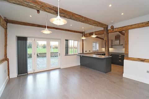 3 bedroom barn conversion to rent, Coopers Lane, Dedham