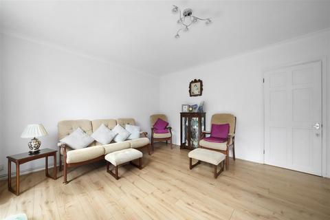 2 Florida Street, London, E2 6AL