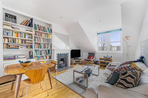 2 bedroom flat for sale, Brondesbury Road, London, NW6