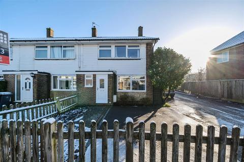 3 bedroom end of terrace house for sale, Belvedere Gardens, Crowborough