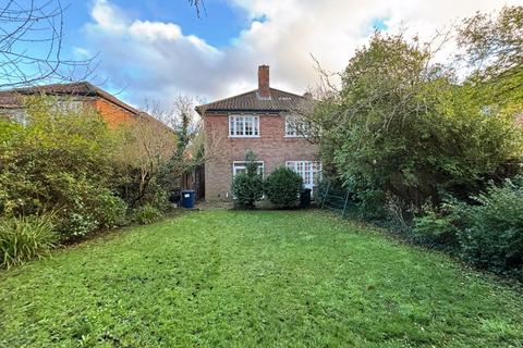 4 bedroom detached house for sale, Brockley Avenue, Stanmore, Middlesex, HA7 4LX