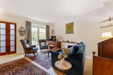 3 bedroom semi-detached house for sale, Addison Way, Hampstead Garden Suburb