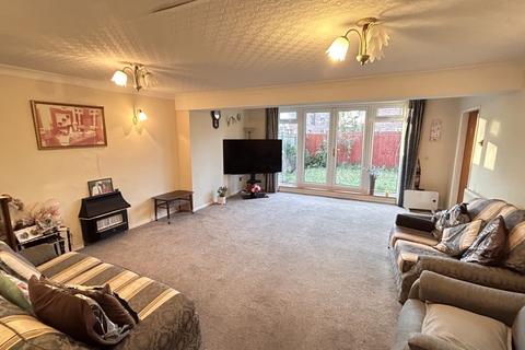 3 bedroom semi-detached house for sale, Amberley Green, Great Barr, Birmingham, B43 5TJ