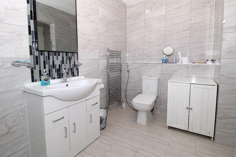 Ensuite Shower Room