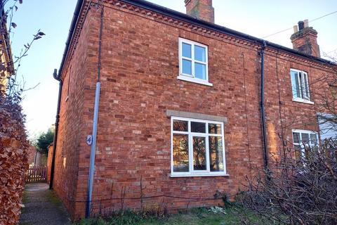 2 bedroom cottage to rent, Bardney Road, Wragby