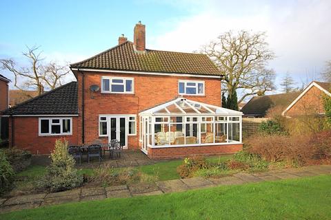 3 bedroom detached house for sale, Alkington Road, Whitchurch