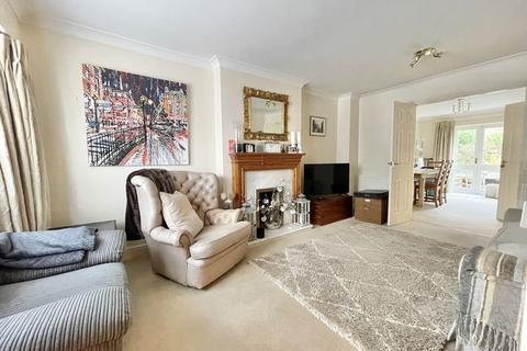 undefined, High Street, Claygate