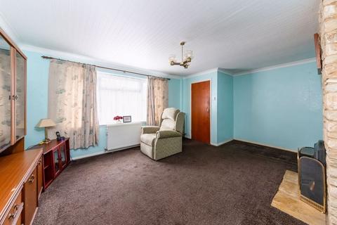 3 bedroom terraced house for sale, Orchard Way, Banbury