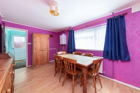 3 bedroom terraced house for sale, Orchard Way, Banbury