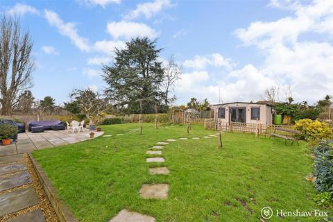 3 bedroom detached bungalow for sale, Whitehorn Drive, Landford, Wiltshire