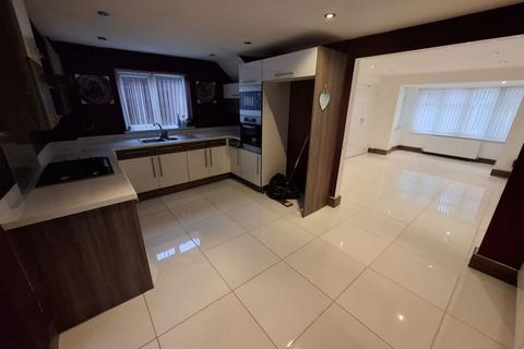 3 bedroom detached house for sale, Lydiate Lane, Liverpool