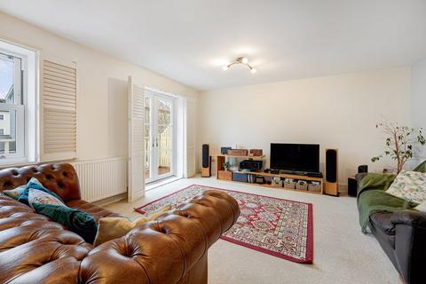 4 bedroom terraced house for sale, Westmount Close, Worcester Park, KT4