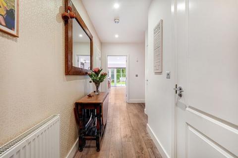 4 bedroom terraced house for sale, Westmount Close, Worcester Park, KT4