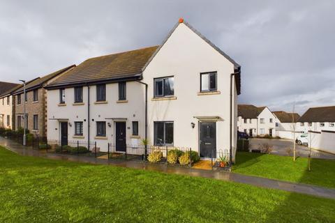 3 bedroom end of terrace house for sale, Falmouth - End terrace three bedroom family home