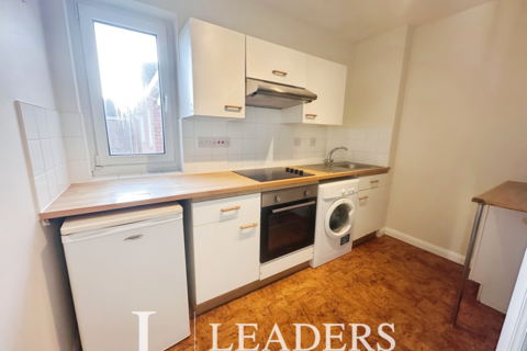 2 bedroom flat to rent, Kemp Court, Brighton