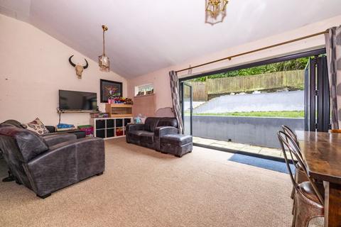 3 bedroom detached house for sale, Rochester Way, Crowborough