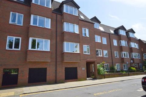 1 bedroom retirement property for sale, Uxbridge Road, Hatch End