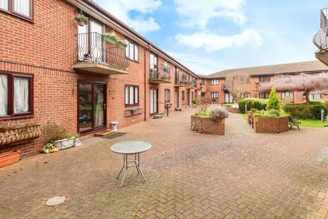 1 bedroom flat for sale, Downs Avenue, Dartford DA1