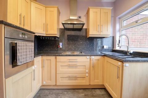 3 bedroom semi-detached house for sale, Warley Drive, Scunthorpe