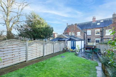 4 bedroom terraced house for sale, College Road, Ripon