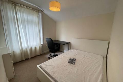 undefined, Gloucester Road, Bristol BS7