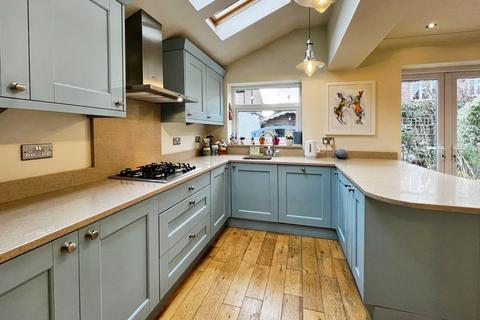 73 Austin Drive, Manchester, M20 6FA
