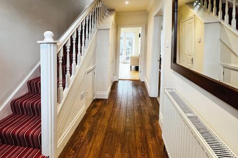 73 Austin Drive, Manchester, M20 6FA