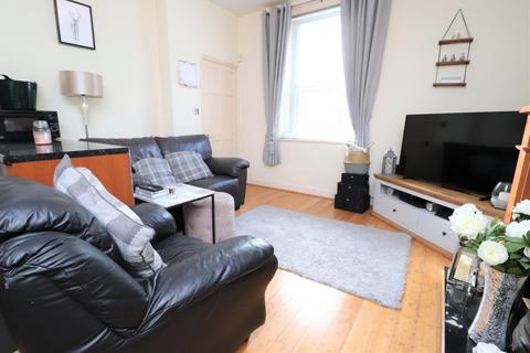 1 bedroom house to rent, Arthur Street, Farsley, Pudsey, West Yorkshire, UK, LS28