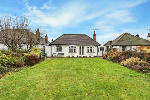 3 bedroom bungalow for sale, Mitchley View, Sanderstead, Surrey, CR2 9HQ