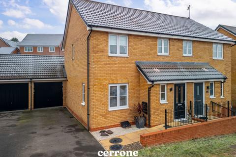 3 bedroom semi-detached house for sale, Fairweather Close, Redditch B97