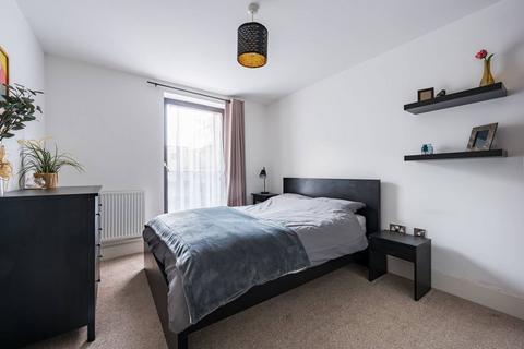 1 bedroom flat for sale, 1 Axio Way, London E3