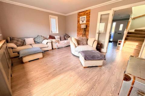 52 Billing Road, Brafield On The Green, Northampton, NN7 1BL