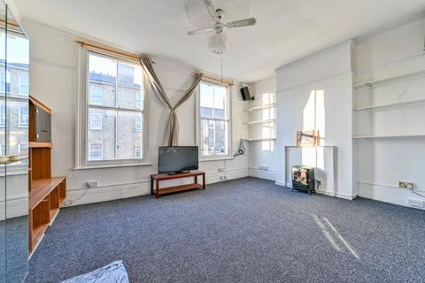 3 bedroom flat to rent, Highbury Park, Islington, London, N5