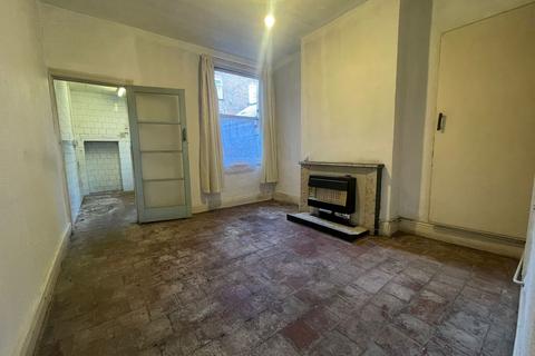 3 bedroom terraced house for sale, Devana Road, Leicester LE2