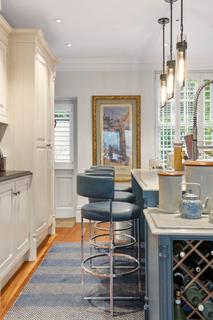25 Lamont Road, London, SW10 0HR