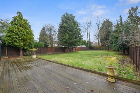 57 Eastbury Road, Watford, WD19 4JN