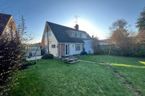 3 bedroom semi-detached house for sale, Cromwell Avenue, Newport Pagnell