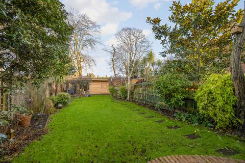5 Montem Road, New Malden, KT3 3QW