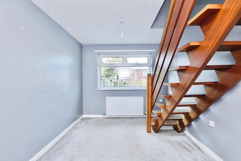 12 Broom Grove, South Anston, Sheffield, S25 5GP