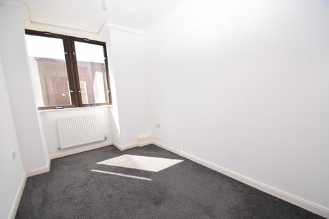 2 bedroom apartment to rent, Priory Road, Buckinghamshire HP13