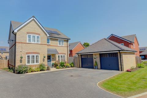 4 bedroom detached house for sale, Thresher Road, Princes Risborough HP27