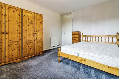 5 Beamish Close, Manchester, M13 9RP