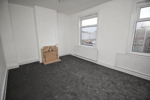 3 bedroom end of terrace house for sale, Gorton Road, Greater Manchester SK5