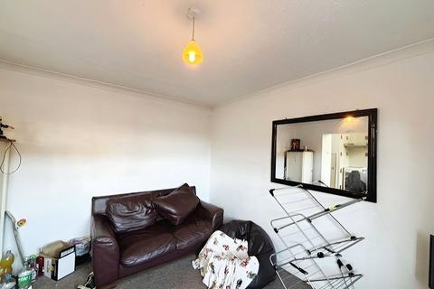 5 bedroom semi-detached house to rent, Beechtree Avenue, Egham TW20
