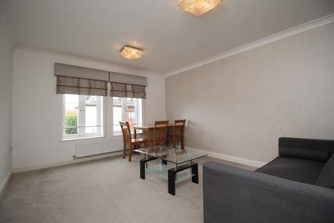 2 bedroom flat to rent, Beckingham Metro Station Road, Surrey TW20