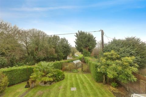 3 bedroom semi-detached house for sale, Lawrence Drive, Cobham DA12