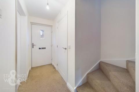 2 bedroom semi-detached house for sale, Lansdowne Drive, Poringland, Norwich