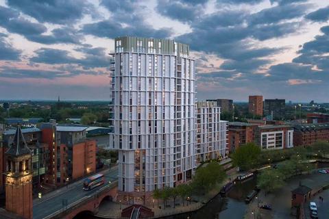 3 bedroom penthouse to rent, Castle Wharf, Manchester, M15 4SD