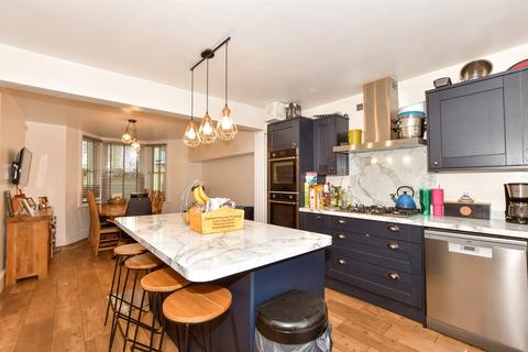 9 Albert Road, Dover, CT16 1RD