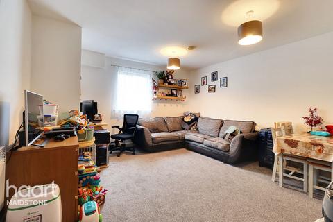 1 bedroom apartment for sale, Kingfisher Meadow, Maidstone